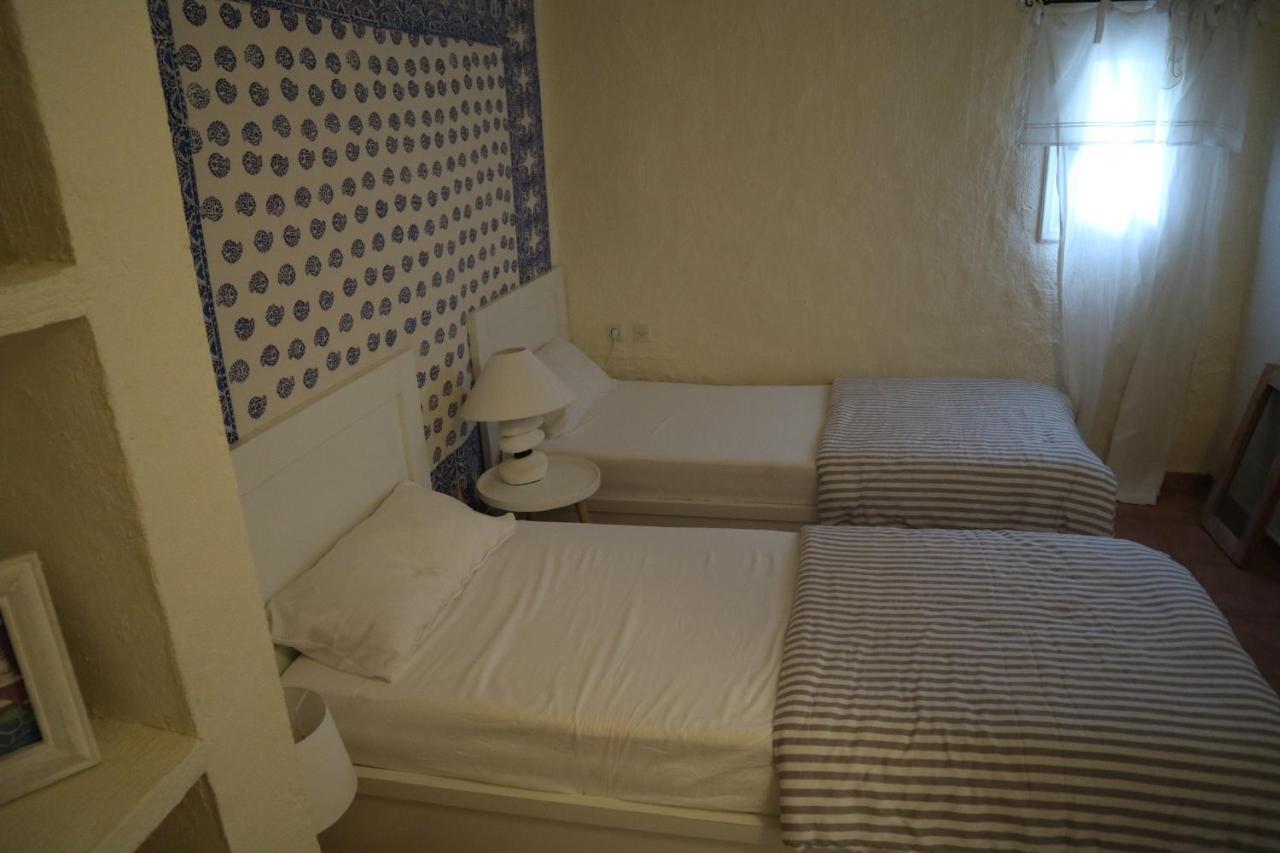 הוילה Xirokambos  Petromanos, A Unique Place With Dreamy Sunsets! מראה חיצוני תמונה